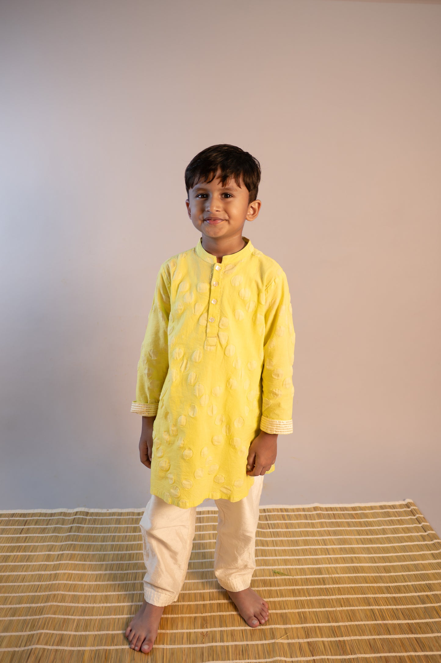 PEELA LADDU BATIK SET