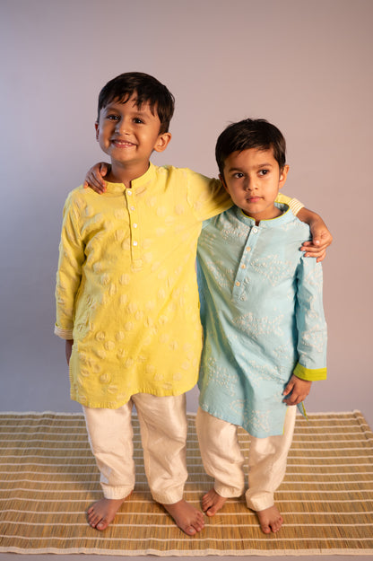 PEELA LADDU BATIK SET