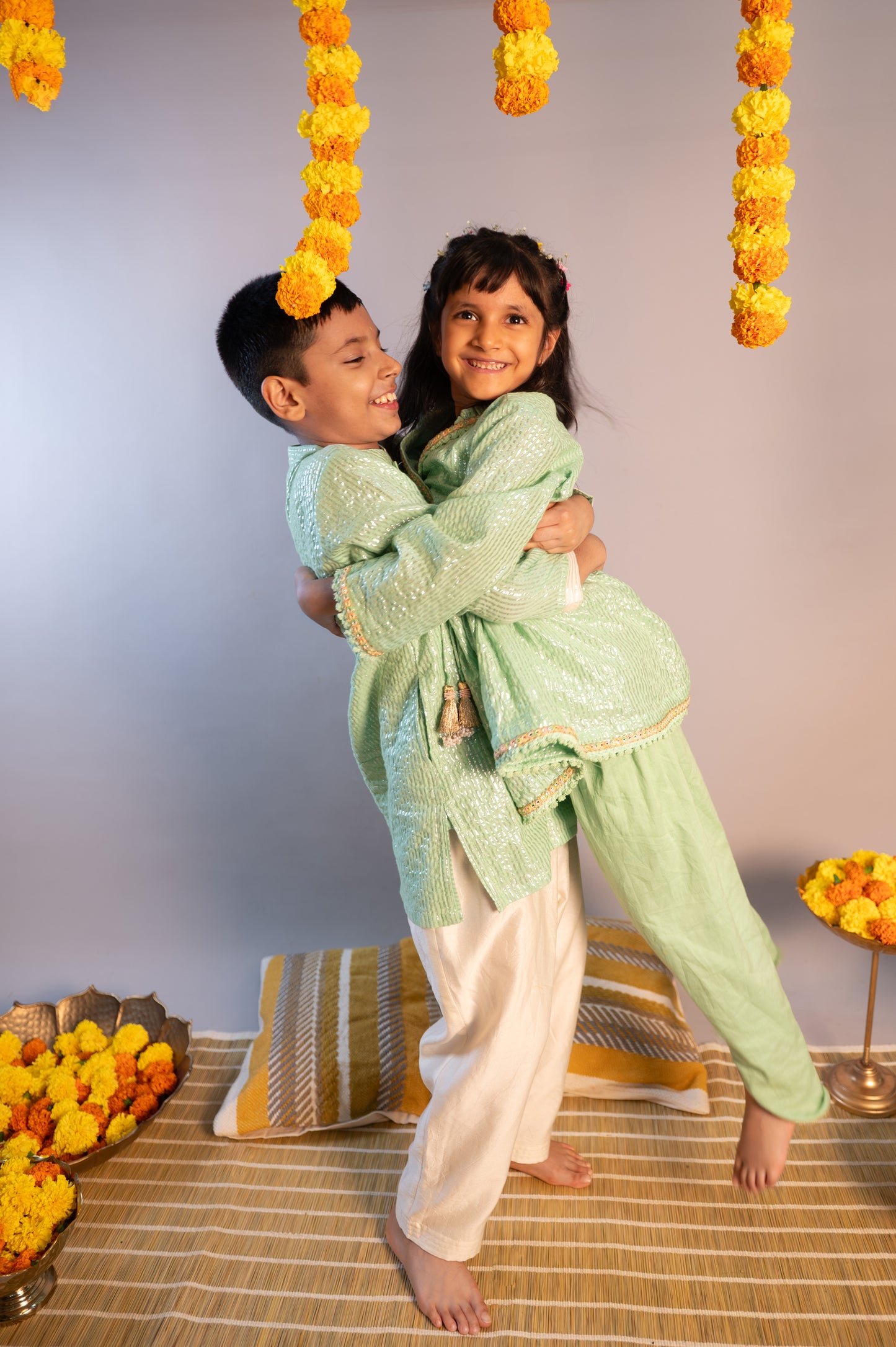 ELAICHI DHAMAAKA SET